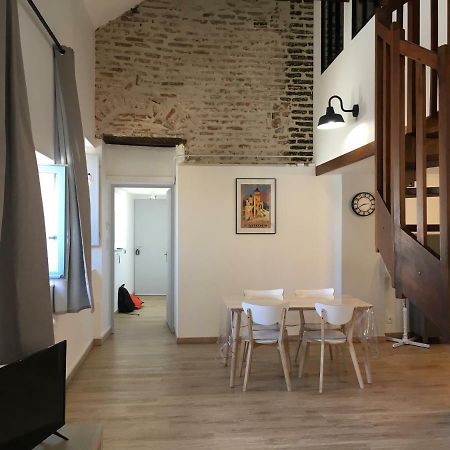 Le Loft Du Chateau Du Roi Cahors Exterior foto