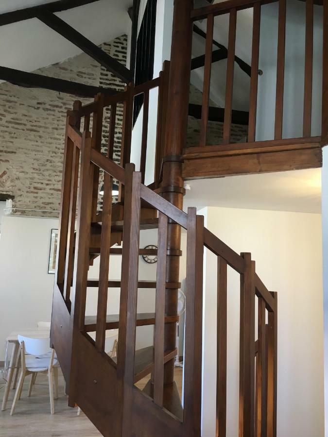 Le Loft Du Chateau Du Roi Cahors Exterior foto